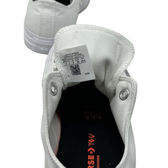 Converse Chuck Taylor Low Top Shoes Casual Women's White Canvas SB A02177C-WWBDB - Picture 8 of 9